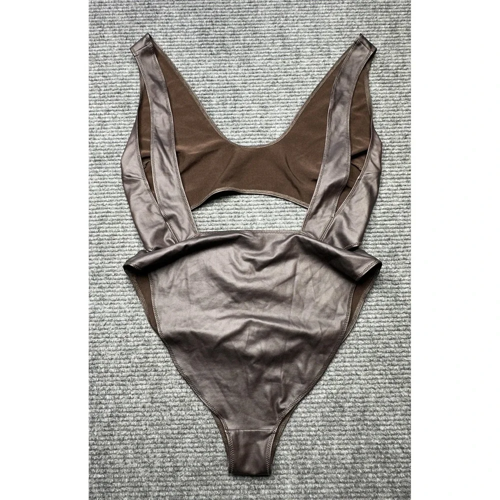 Skims Swimsuit Womens 4XL Cocoa Faux Leather Cutout High Leg One Piece Plus New